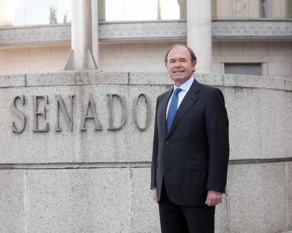 El Senado, a favor del di�logo en la tramitaci�n de la Ley de Servicios y Colegios Profesionales