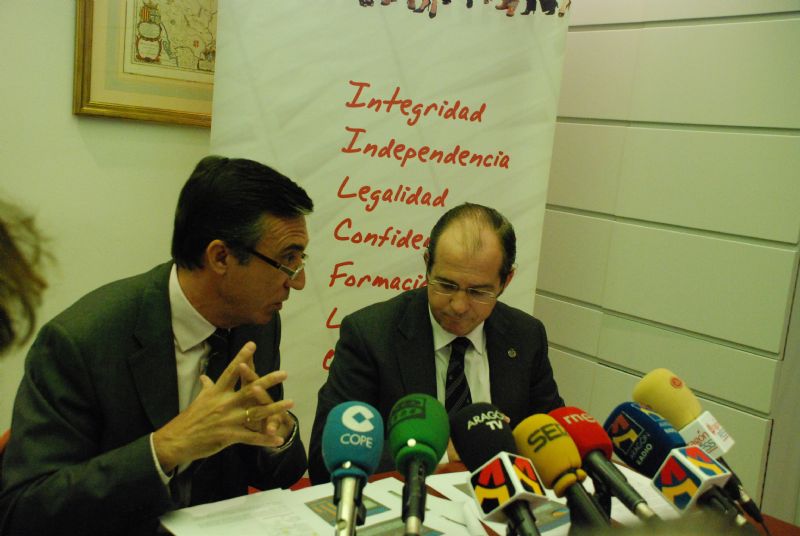 Encuesta de Coyuntura 2014: los economistas aragoneses opinan