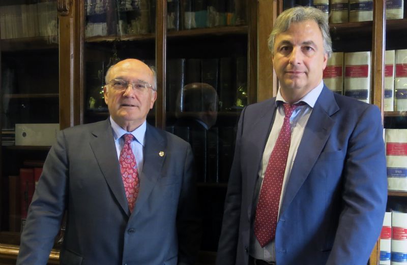El Foro Social Independiente y Uni�n Profesional promueven los valores democr�ticos en la sociedad actual