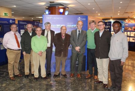 El director general de Industria, Jes�s S�nchez Farraces, reconoce la labor de los ingenieros, t�cnicos y peritos industriales