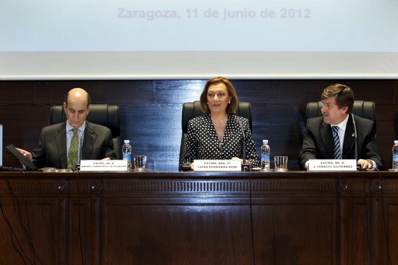 LA ASOCIACI�N DE COLEGIOS PROFESIONALES APOYA LA TRAVESIA CENTRAL PIRENAICA