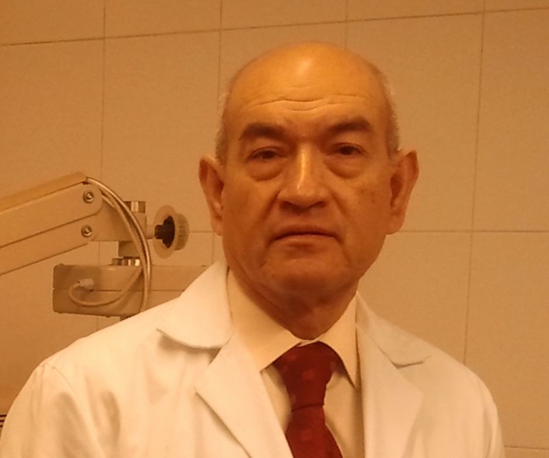 Los veterinarios de Zaragoza dotan al Seprona de novedosos lectores de microchips para animales