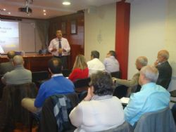 Ampliar foto: Formaci�n en t�cnico administrativo de seguros