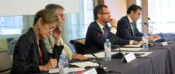 Ampliar foto: Los principales partidos pol�ticos apuestan por un di�logo permanente con las profesiones