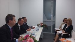 Ampliar foto: Edici�n verano de la revista de los Colegios Profesionales de Arag�n