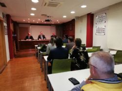 Ampliar foto:  El Colegio de Mediadores de Seguros de Zaragoza y Teruel abre el plazo de inscripci�n de la nueva edici�n del Curso Grupo A del CECAS