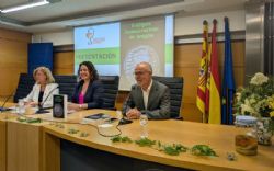 Ampliar foto: La historia de la farmacia aragonesa contada por 40 sagas familiares