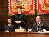 Ampliar Foto: La presidenta de las Cortes de Arag�n, Violeta Barba, durante su intervenci�n.